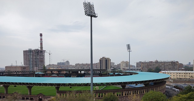 强队之间的 强队之间的